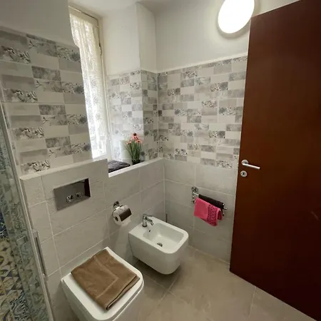 Lägenhet Casa Con Corte