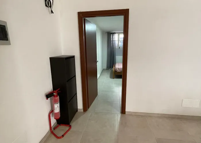 Casa Con Corte La Spezia