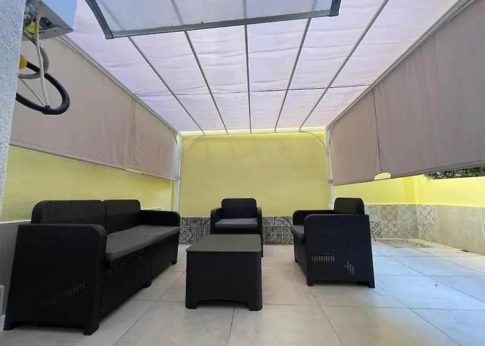 Casa Con Corte La Spezia